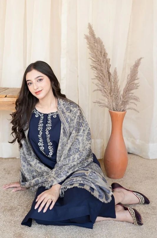 AISLING LAWN  WITH  DIGITAL Diamond DUPATTA